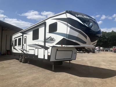 Used 2021 MILESTONE 377MB Campers, Caravans, Motorhomes Michigan US | Miedema Asset Management Group #1335040