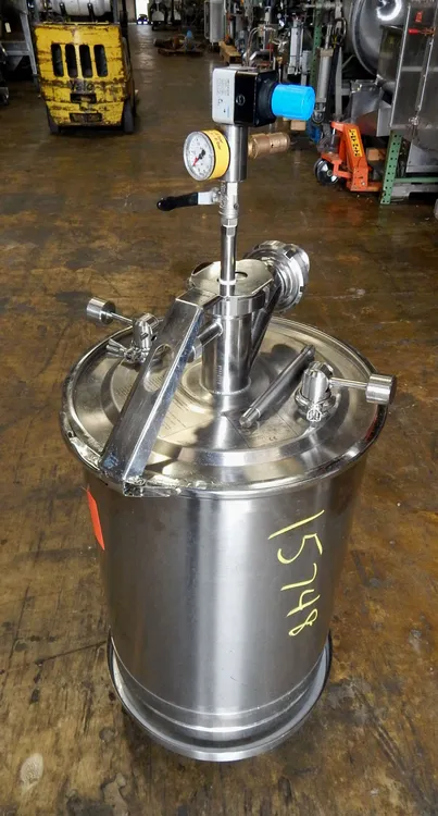 Used MULLER 100 LITER PRESSURE TANK 40102417 Stainless Steel Tanks New Jersey US | Champion Trading Corporation #424605