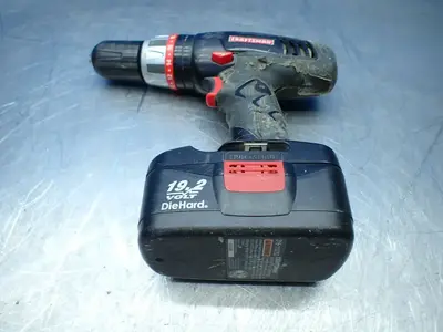 Craftsman 1/2" Drill / Driver W/charger And Two Batteries