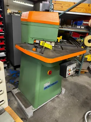 Used _UNKNOWN_ _UNKNOWN_ Notching Machines Ohio US | Myron Bowling Auctioneers Inc #1512922