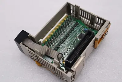 OMRON CQM1-ID212 CQM1ID212 Input Unit STOCK L-511-C