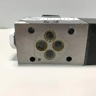 USED VICKERS DG4V32AMP7H750