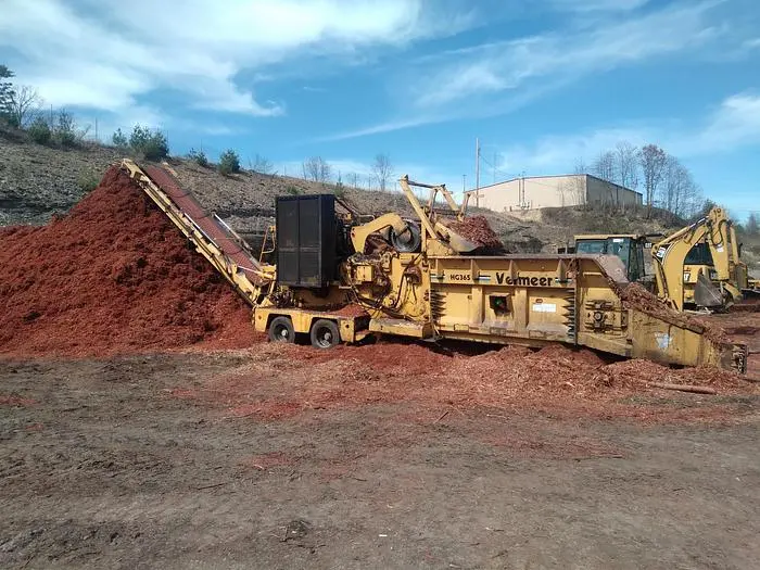 Used 2002 VERMEER 365 Forestry Grinders West Virginia US | GF Equip Sales #1144655