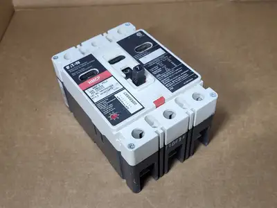 Used EATON HMCP007C08 Switchgears British Columbia CA | Lenmark #477706
