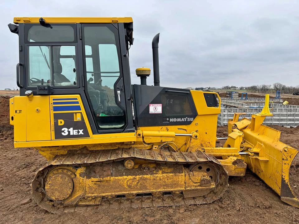 Used 2007 Komatsu D31EX Crawler Dozers Kansas US | Zadoon Equipment #1480693