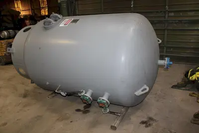 1500 GALLON BUCKEYE AIR SURGE TANK