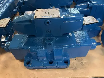 USED VICKERS DG5S4-10-2C-53