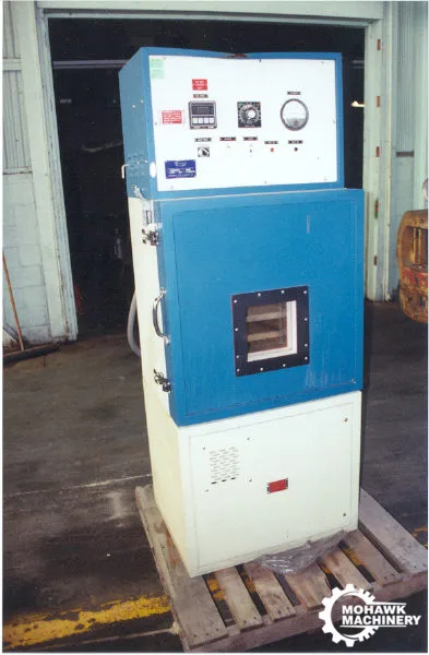 650-DEGREE GRUENBERG “L34H16M” TRAY DRYER STYLE OVEN
