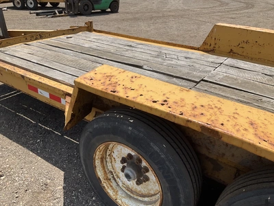 2002 Towmaster 18’ Tandem Axle Tilt Trailer