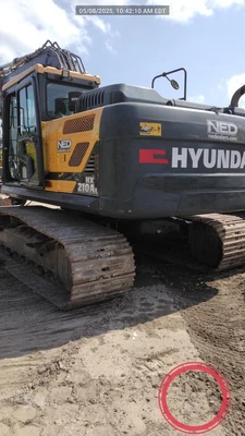 Used 2023 HYUNDAI HX210AL Crawler Excavators Florida US | National Equipment Dealers #1422285