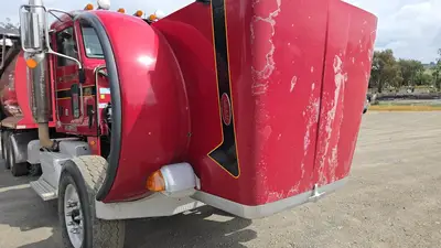 USED 2014 PETERBILT 365
