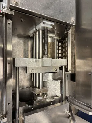 USED FORMAX PFM 6