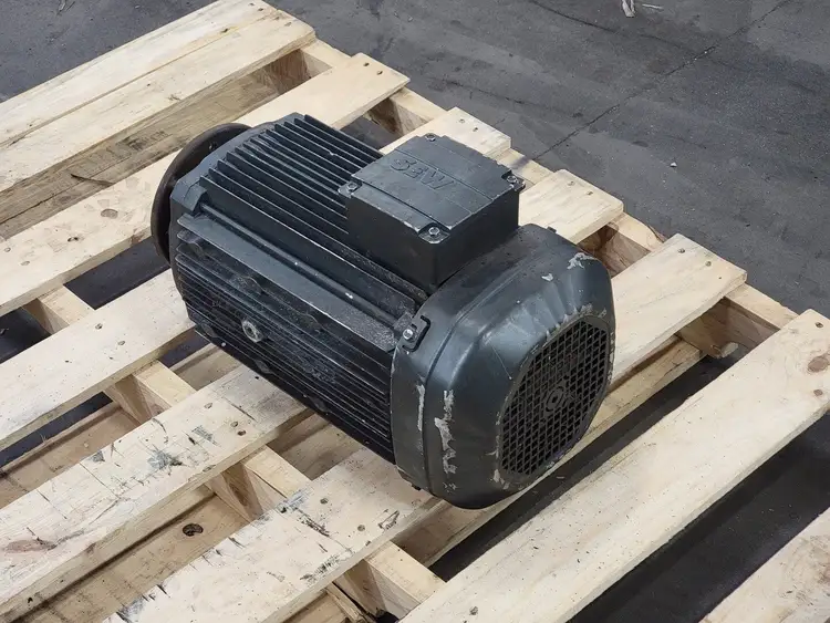 Used SEW-EURODRIVE FA57/G DRE132M4 Motors (misc) British Columbia CA | Lenmark #246797