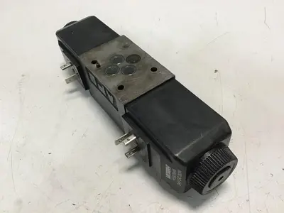 USED VICKERS DG4V-3S-2C-M-U-H5-60