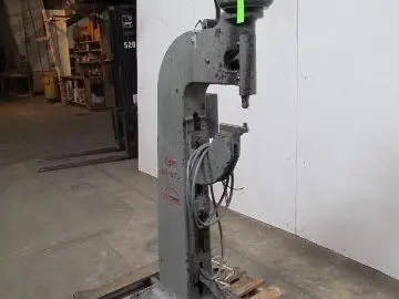 Grant 107A Riveting Machine 1Hp 3Ph Adjustable Height 11-1/2" Throat Depth