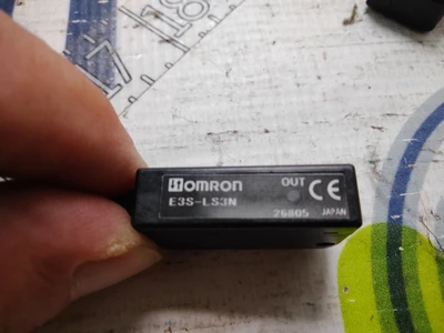 USED OMRON E3S-LS3N