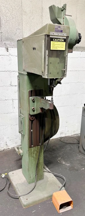 Used TOWNSEND _UNKNOWN_ Riveters Ohio US | McKean Machinery Sales #446866