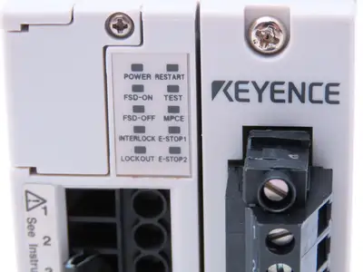 Keyence SL-R11 Safety Relay Control Unit 24VDC Din Rail Mount