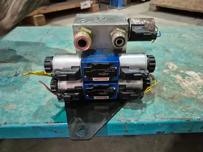 Used CATERPILLAR 265-0881 Parts (Hydraulics and Pneumatics) British Columbia CA | Lenmark #1440817