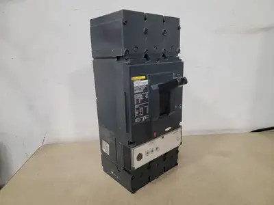 USED SQUARE D LRM36400U33X