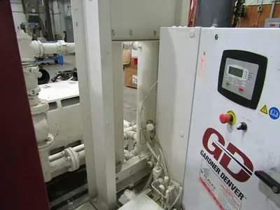 USED GARDNER DENVER SAV350