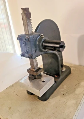 _UNKNOWN_ _UNKNOWN_ Punch Presses | Amiron Machinery (2)