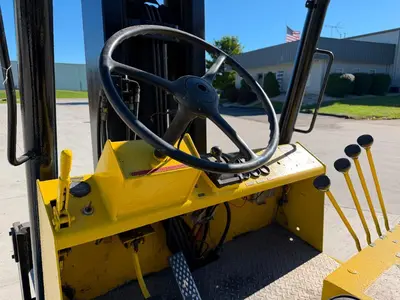 Used _UNKNOWN_ _UNKNOWN_ Liquid Propane Forklifts Ohio US | Myron Bowling Auctioneers Inc #1574152
