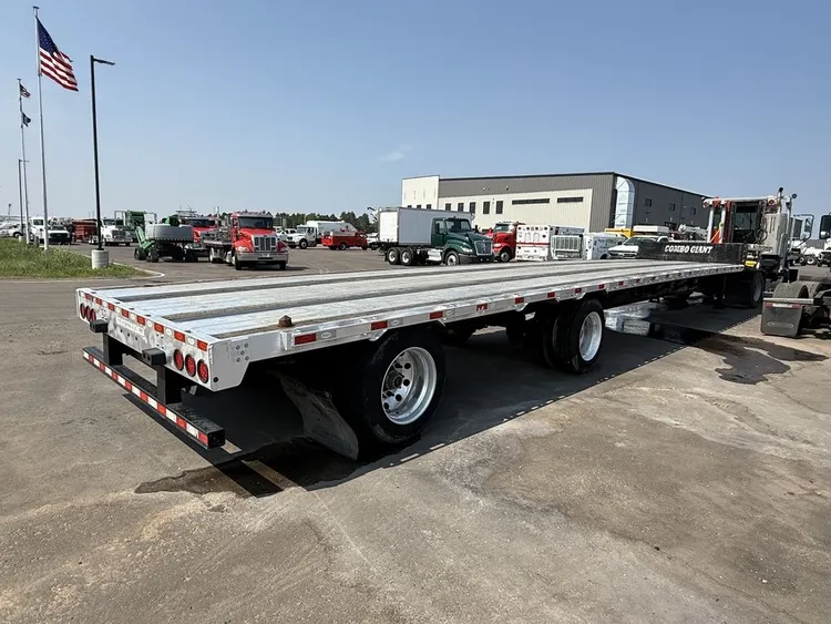 Used 2021 DORSEY STEP DECK Flatbed Trailers Minnesota US | Carco Truck & Equipment #1514148