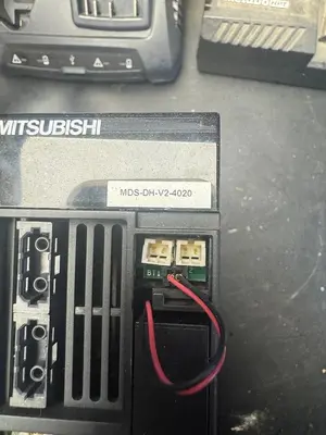 USED MITSUBISHI MDS-DH-V2-4020