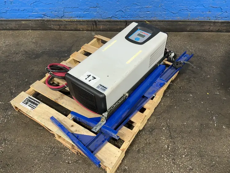 Used ENERSYS EQ3151 Material Handling (misc) Ohio US | HGR 24 #1439662