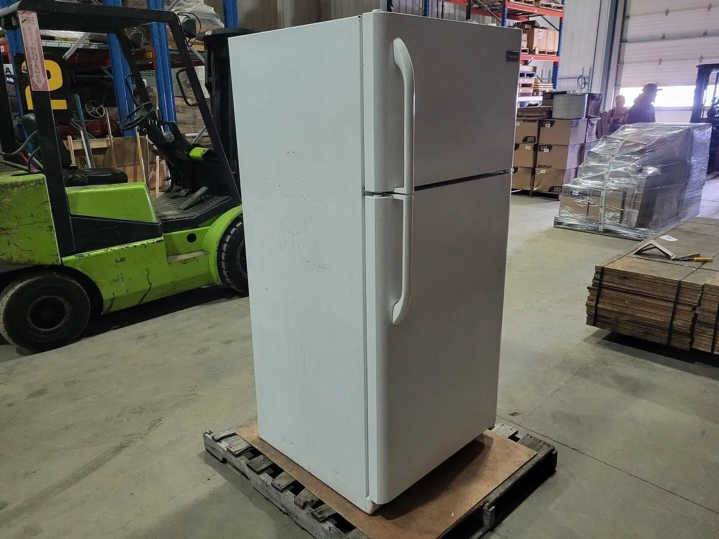 Refrigerator