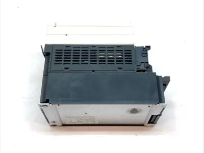 USED SCHNEIDER ELECTRIC ALTIVAR 61 0.75KW 1HP 480V
