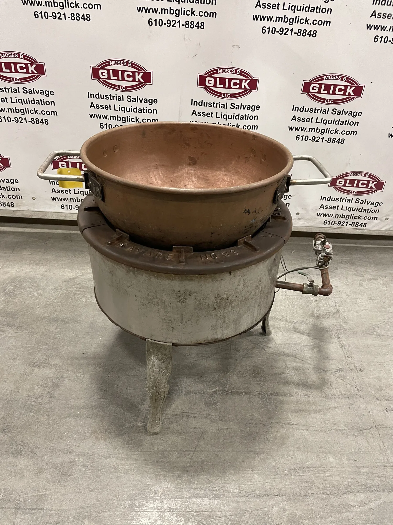 Savage 33 Gas Candy Stove Cooker w/ 24″ Copper Kettle
