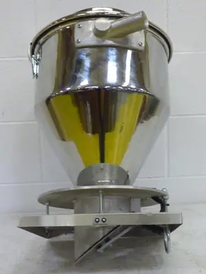 USED COLOURMATE HOPPER243