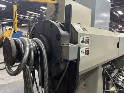 4.5" Diamond America Extruder, 32:1 L/D, 200 HP