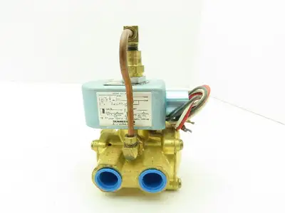 Honeywell Skinner LP8RBM4150 Brass Solenoid Valve 3-Way NC 120V 150 PSI 1/2" NPT