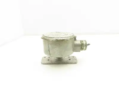 Veeder-Root 769780-010 Pulse Transmitter for Flow Meter w/Mounting Bracket