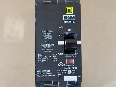 NEW SQUARE D EDB26100