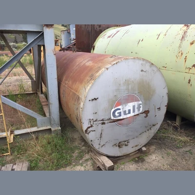 1,000 Gallon Steel Tank