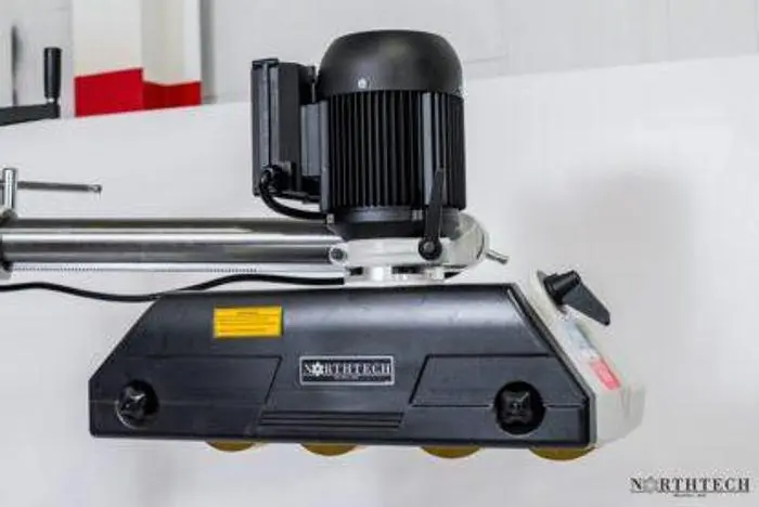 NT-480SF STOCK FEEDER W/ STAND 4 ROLLERS 8 SPEED