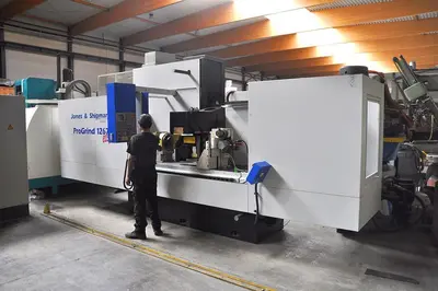 USED JONES & SHIPMAN PROGRIND 1267 EASY