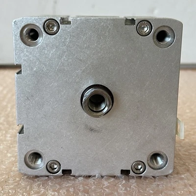 NEW Festo 557182