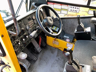 Used 2010 GROVE RT9130E Rough Terrain Cranes Texas US | Uriquip #1420911