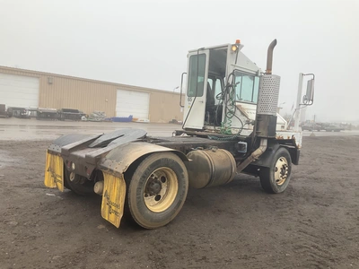 USED 2008 OTTAWA 4X2 YARD SPOTTER