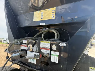 Used 2025 TROUT RIVER LIVE BOTTOM Dump Trailers Minnesota US | Carco Truck & Equipment #1514093