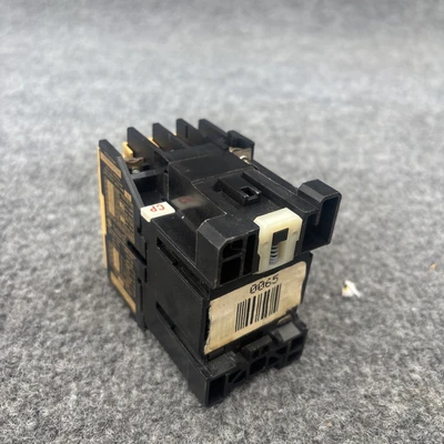 Used Allen Bradley 100-A12ND3 Starters California US | Davliegogo LLC #1708469