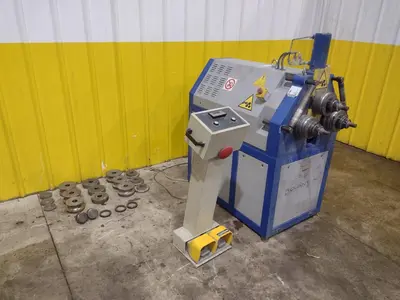 2.5" X 2.5" TAURING MODEL #BS50 POWERED ANGLE BENDING ROLL: YORBO #24869