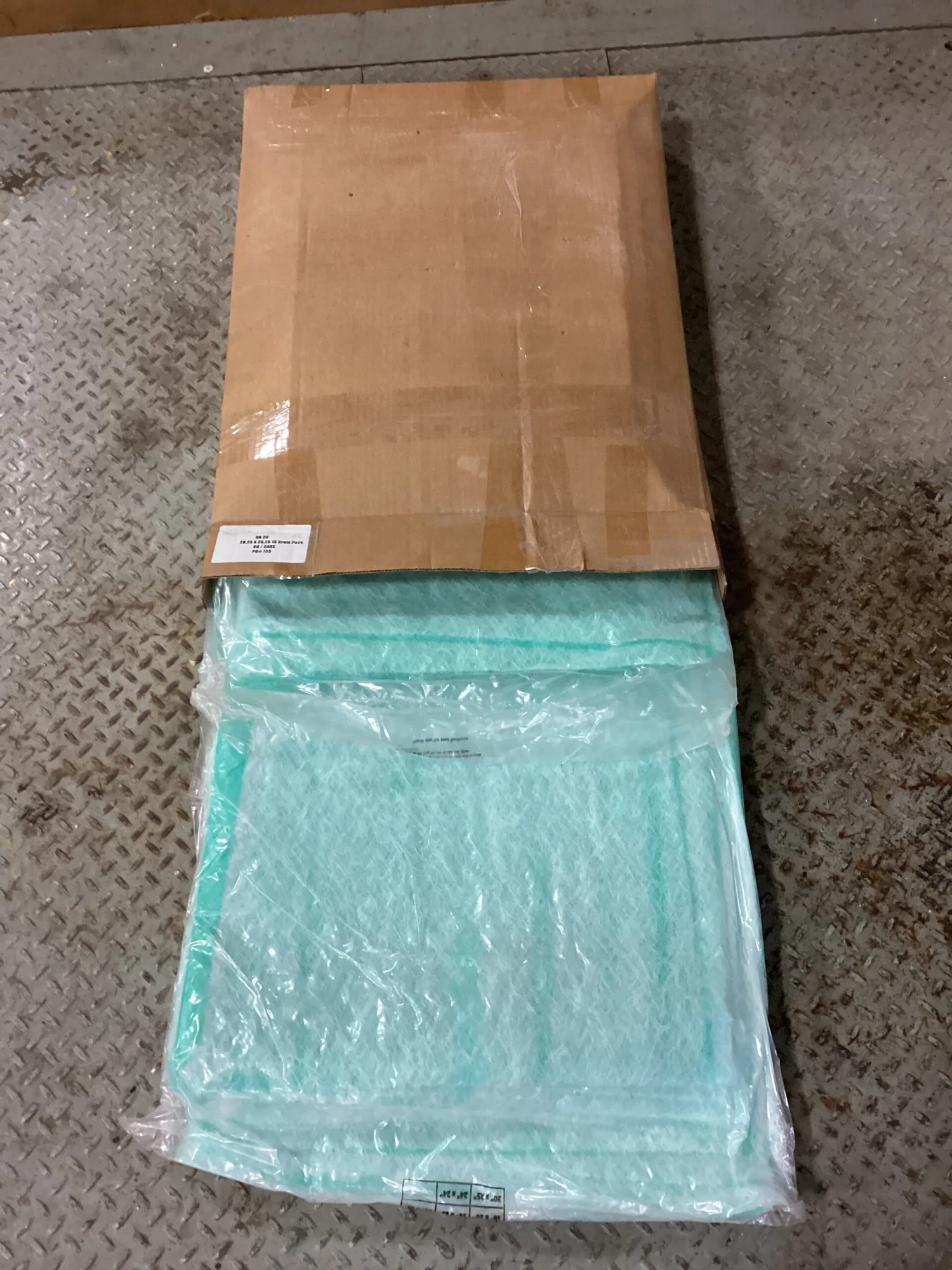 D&E Filtration DEGA20-100 20″ X 25″ Fiberglass Arrestor Pad -NIB of 100