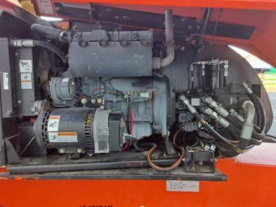 USED 2014 JLG 800S