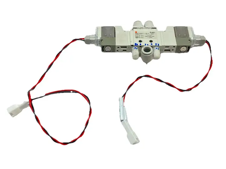 Used SMC PNEUMATIC SOLENOID VALVE 4/5 PORT Solenoid Valves Michigan US | Maverick Industrial Sales #1090271